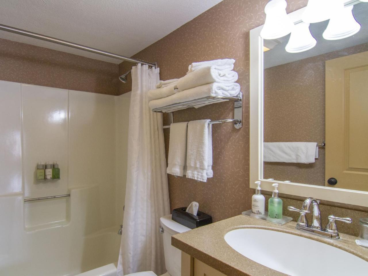 Spacious 2 Bed Condo At Crystal Mountain Resort Thompsonville Kültér fotó